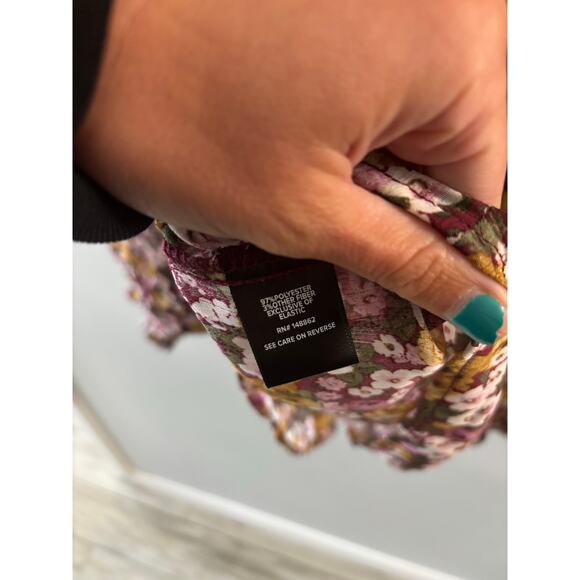 Torrid Womens Floral Chiffon Sheer Blouse Size 3X Button Down Feminine - Picture 7 of 8